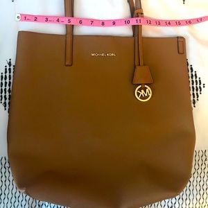 Michael Kors Tote